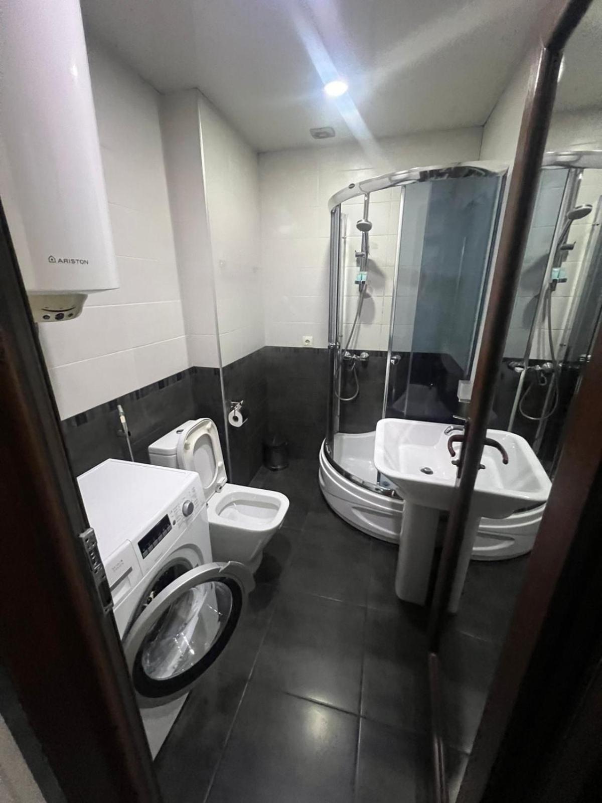 Seaview Panoramic Apartments Orbi Sea Towers Batumi Exterior foto